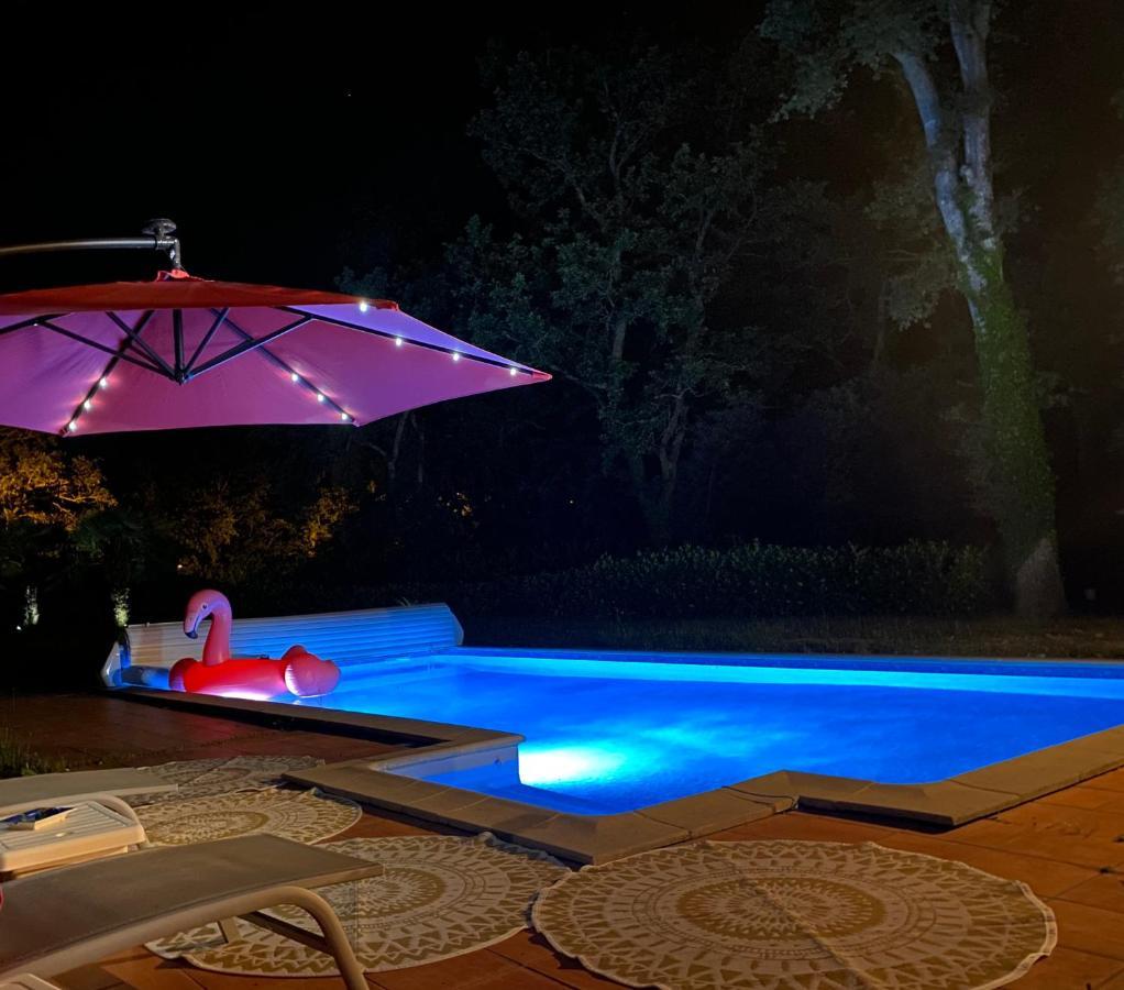 L'Hacienda Hotel Saint-Pierre-du-Mont  Kültér fotó